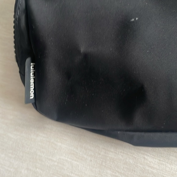 Lululemon belt bag - Picture 2 of 4